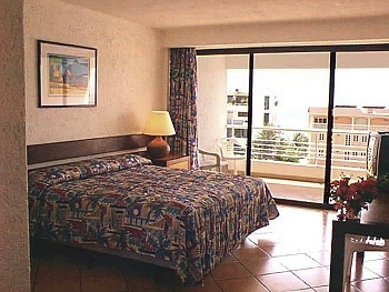 Hotel California Room with King Size Bed